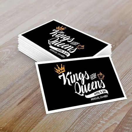 הוסטל מדיין The Kings And Queens מראה חיצוני תמונה